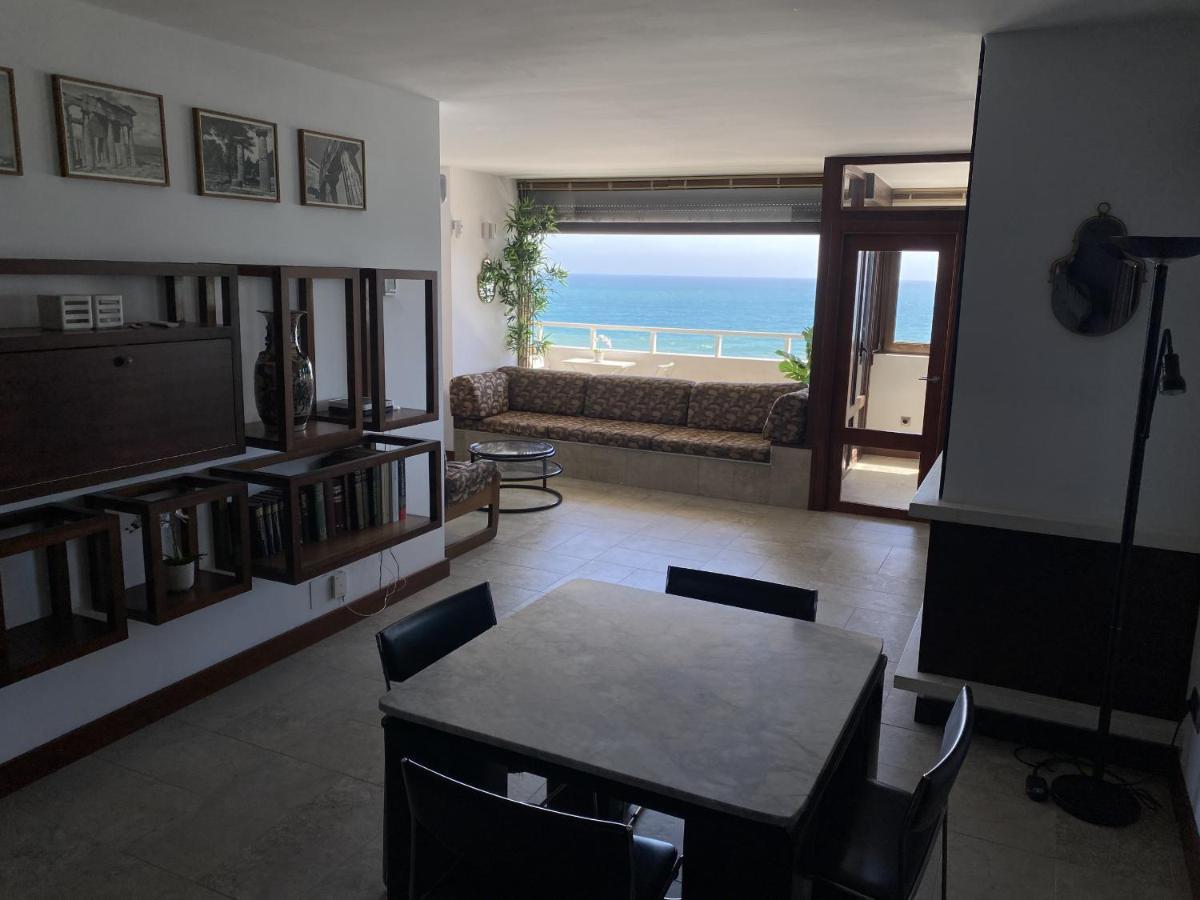 Exclusive Beachfront Apartment Torremolinos - Pool - Paddle - Tenis - Wifi - Central Aircon Eksteriør billede