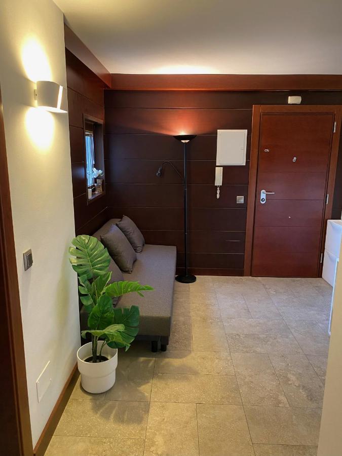 Exclusive Beachfront Apartment Torremolinos - Pool - Paddle - Tenis - Wifi - Central Aircon Eksteriør billede